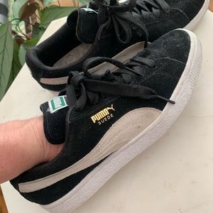 Puma Sneakers